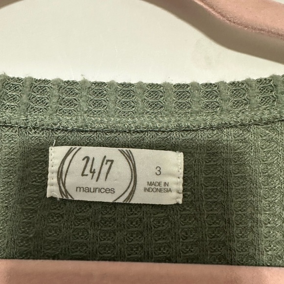 Maurices Green Textured Knit Top - Picture 2 of 2